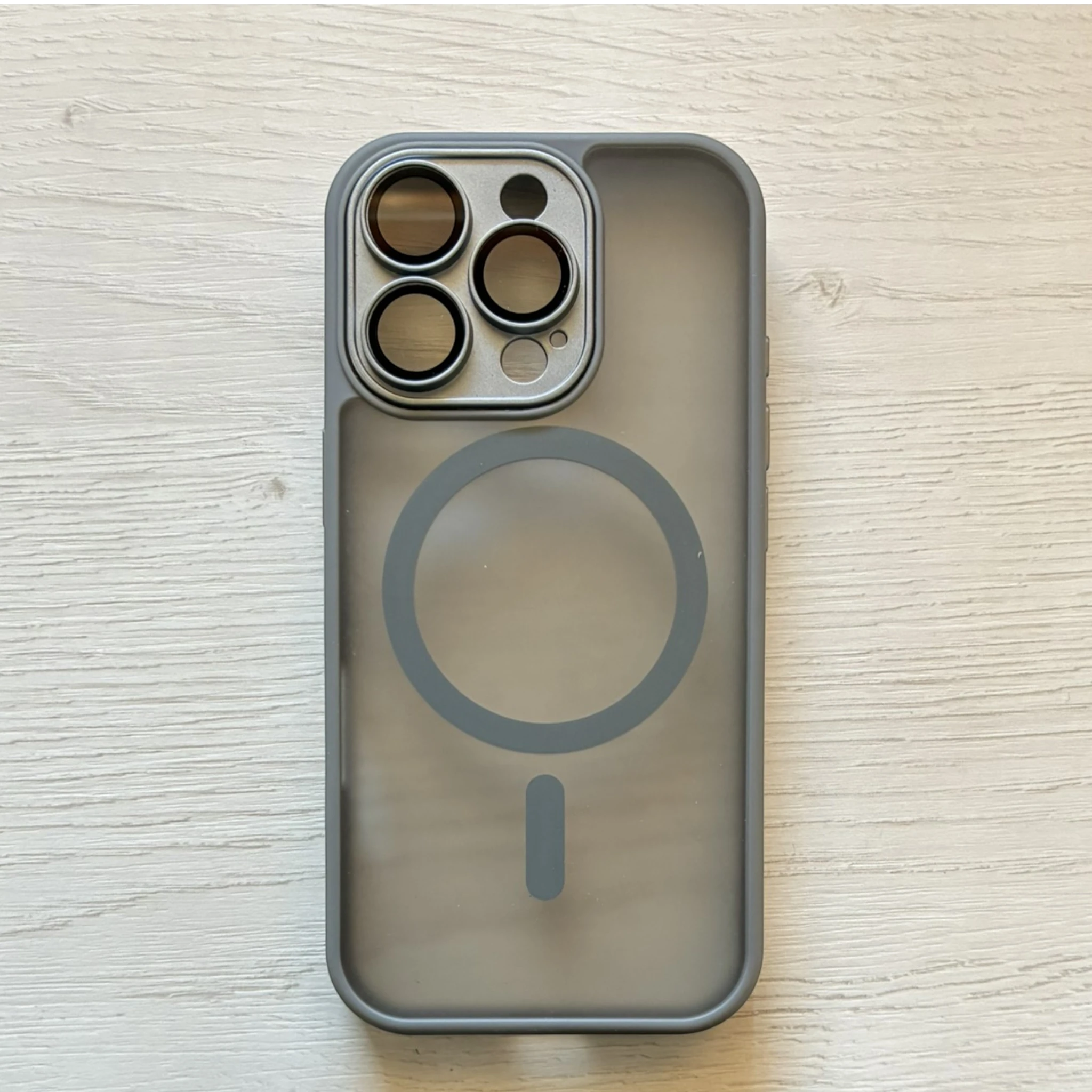 Funda Mate Magnética para iPhone con Protección de Cámara